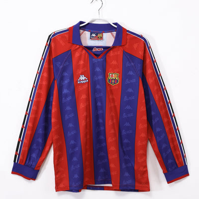 Maillot Rétro FC Barcelone Domicile 1995/1996 vu de face