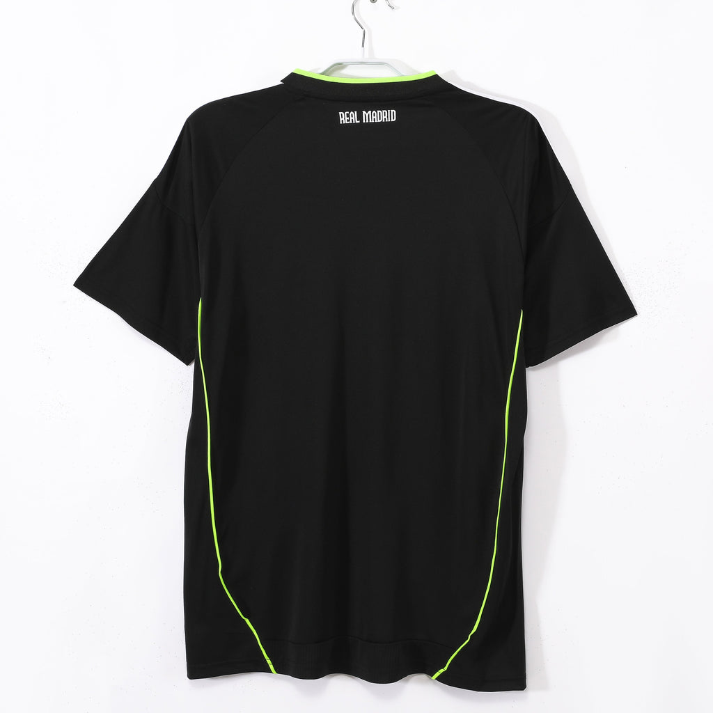 Maillot Retro Real Madrid Exterieur 2010/2011