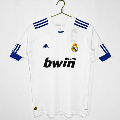 Maillot Rétro Real Madrid Domicile 2010/2011 vu de face