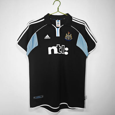 Maillot Rétro New Castle Extérieur 2000/2001 vu de face