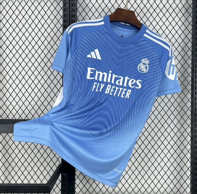 Maillot Concept Real Madrid vu de face