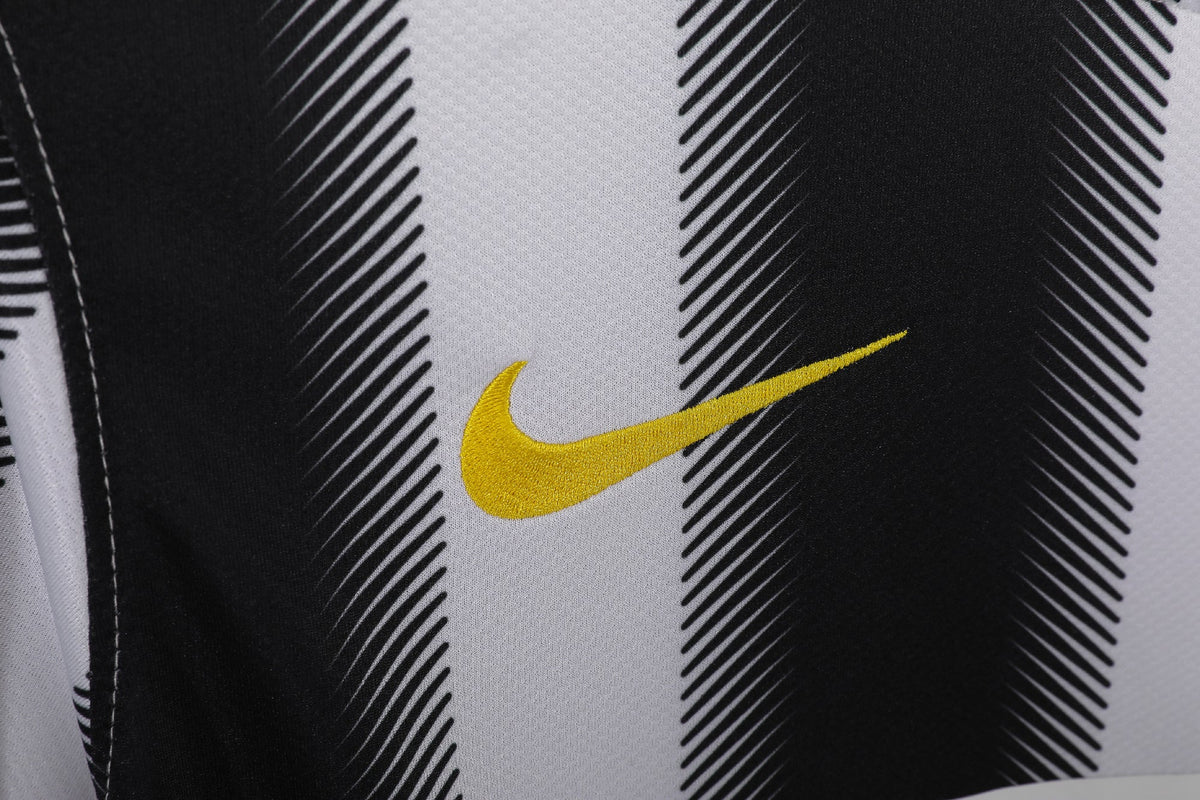 Maillot Retro Juventus Domicile 2011/2012