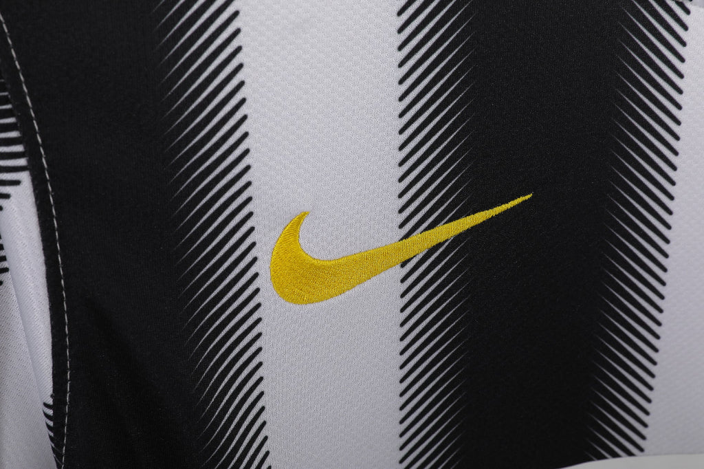 Maillot Retro Juventus Domicile 2011/2012