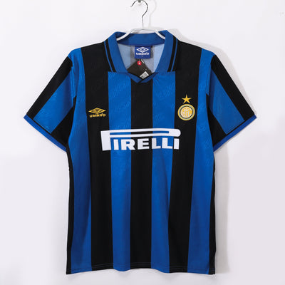 Maillot Rétro Inter Milan Domicile 1995/1996 vu de face