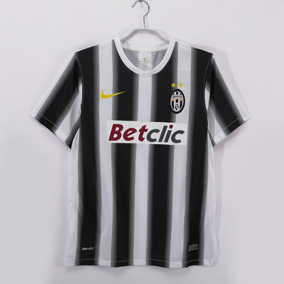 Maillot Rétro Juventus Domicile 2011/2012 vu de face