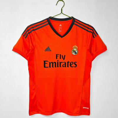 Maillot Rétro Real Madrid Third 2013/2014 vu de face