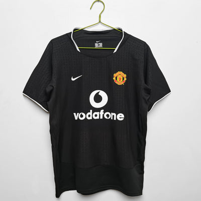 Maillot Rétro Manchester United Extérieur 2003/2004 vu de face