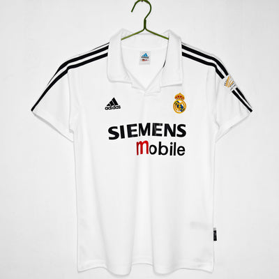 Maillot Rétro Real Madrid Domicile 2002/2003 vu de face