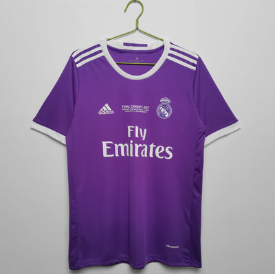Maillot Rétro Real Madrid Extérieur 2016/2017 vu de face
